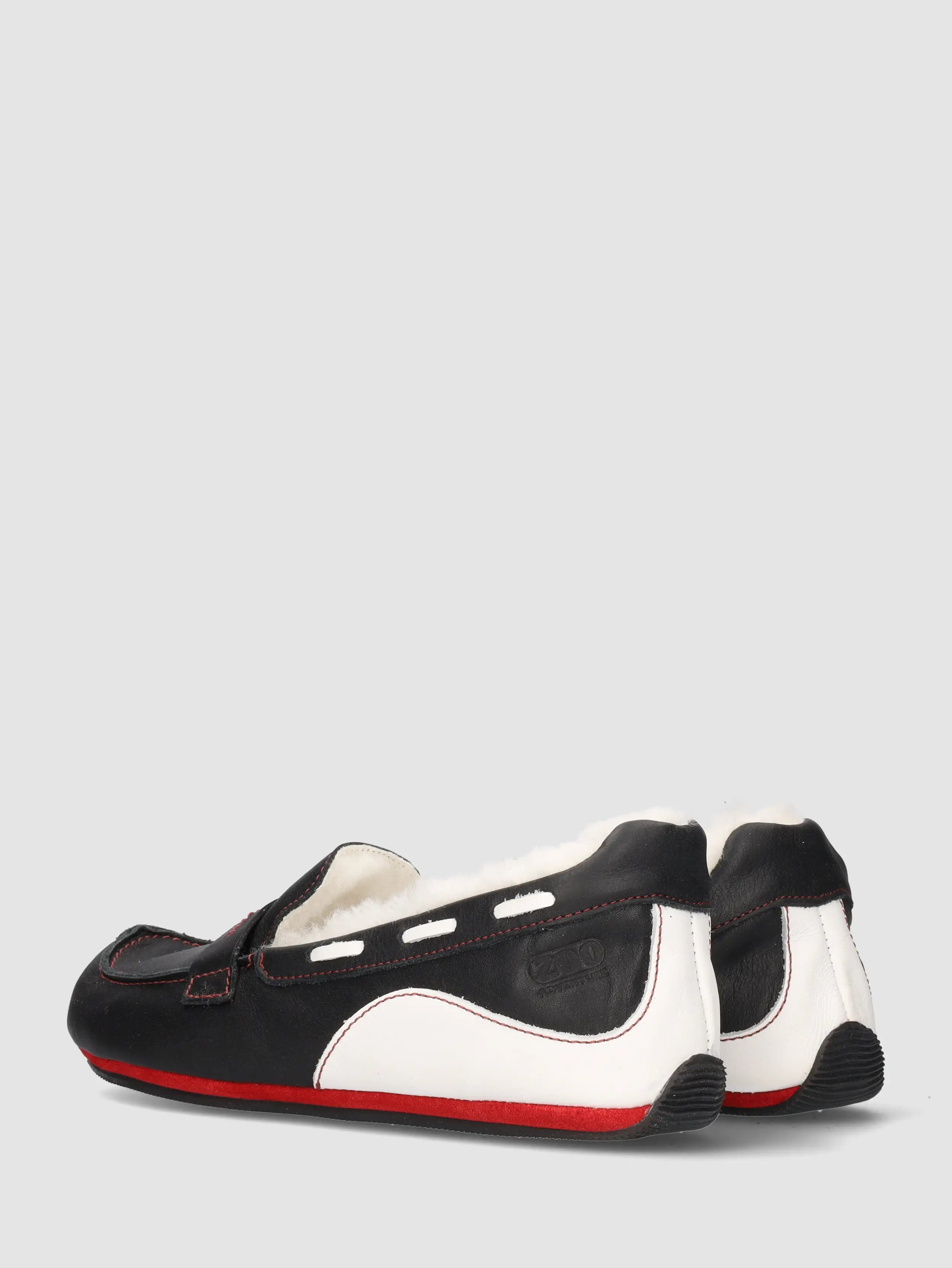 Chisca – Pantoffels – Dames – Zwart